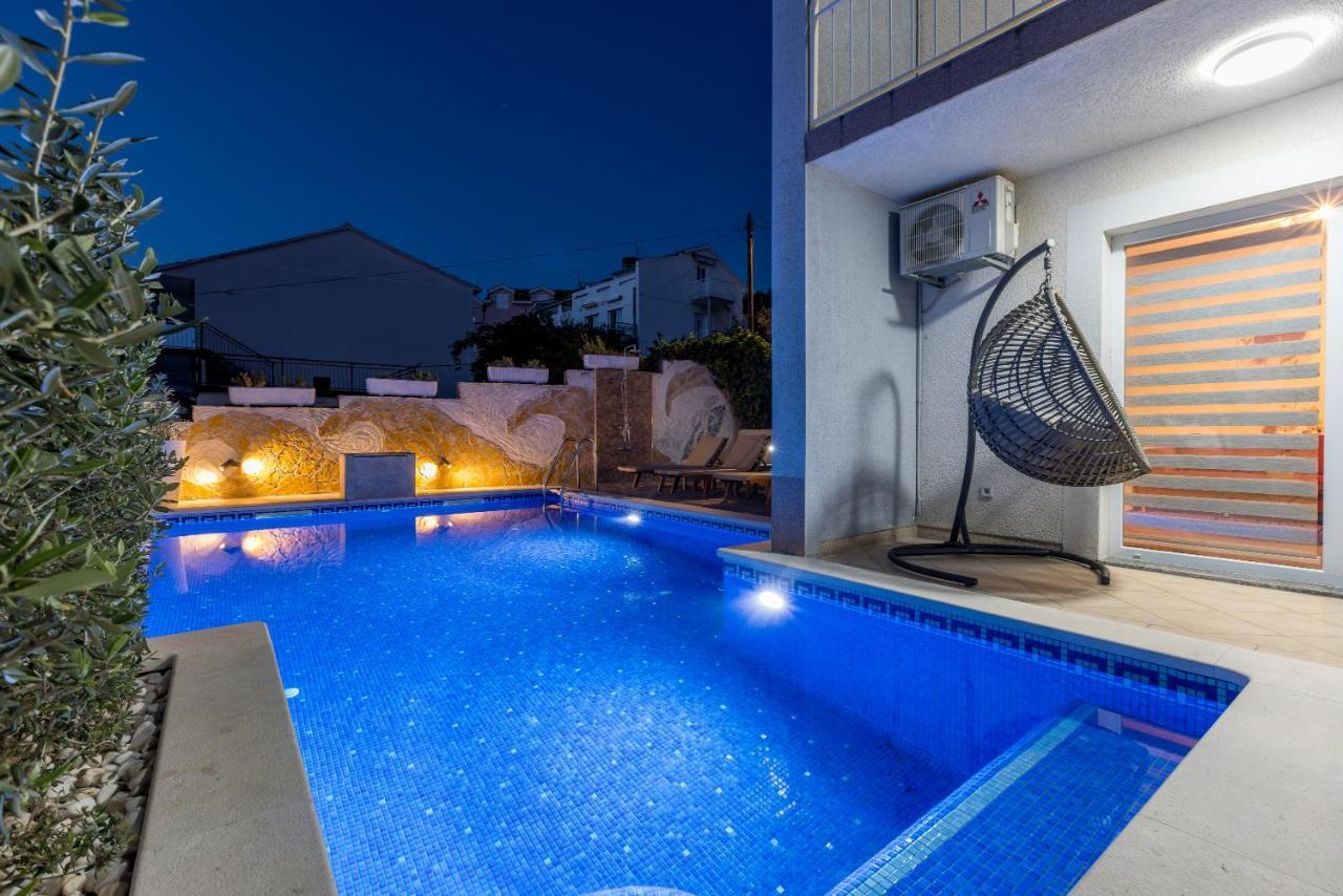 טרוגיר Villa Costa Blu With Pool By The Sea מראה חיצוני תמונה