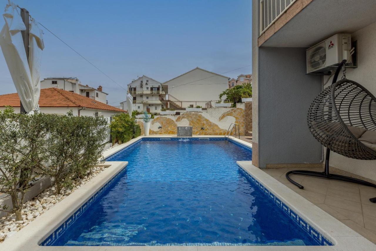 טרוגיר Villa Costa Blu With Pool By The Sea מראה חיצוני תמונה
