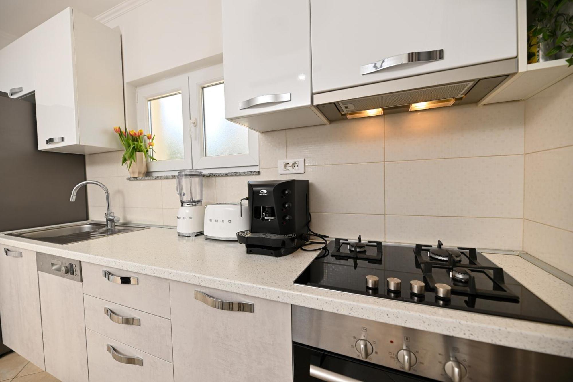 טרוגיר Villa Costa Blu With Pool By The Sea מראה חיצוני תמונה
